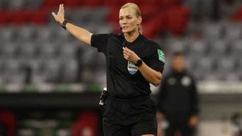 Bibiana Steinhaus Pioneering Female Referee To Oversee Wsl And Womens Championship Officials