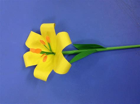 How to make lily paper flower, Easy origami flowers for beginners