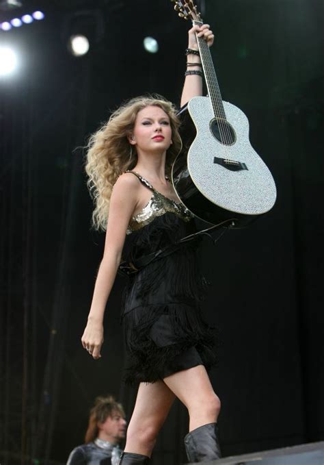Taylor Swift V Festival 2009 Celebmafia