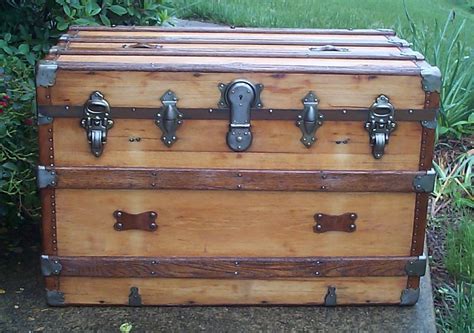 820 Restored Antique Trunks And Steamer Trunks For Sale Dome Tops