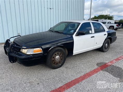 Surplus 2011 Ford Crown Victoria Police Interceptor Sedan In New Braunfels Texas United States