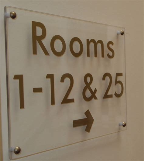 Rooms Sign The Balmoral Hotel Torquay