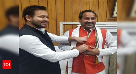 Bihar Mla Agrees To Wear Kurta Payjama After Govt Sanctions Road
