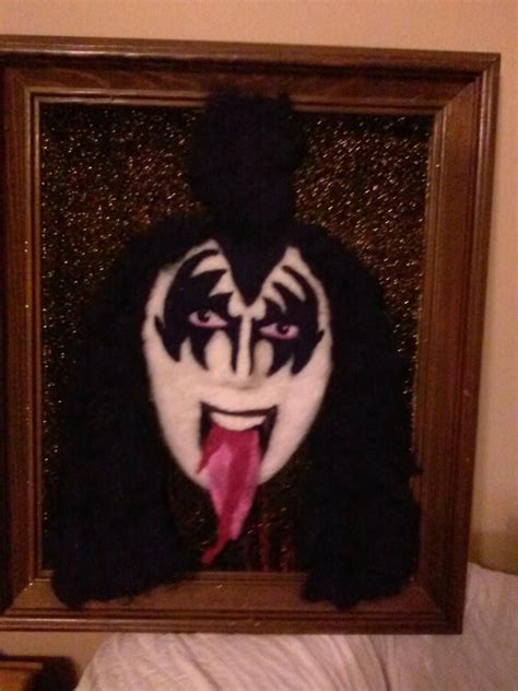 In 2007 the kiss comics group launched a joint venture with platinum studios to publish a new kiss comic, kiss 4k. 8/27/2014 - I needle felted this Gene Simmons "portrait ...
