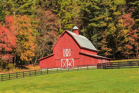 Barn On Buck Creek Photograph By Sandy Hooper Fine Art America