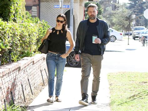 Jennifer garner is a 49 year old american actress. Jennifer Garner officially files for divorce from Ben ...