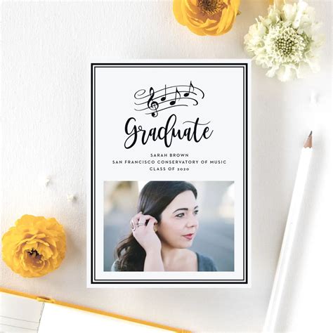 10 Insanely Trendy College Graduation Announcement Examples You Need To