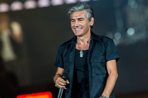 #essereumano è il nuovo singolo, dall'album di inediti 7 e la raccolta 77+7 ! Ligabue, le canzoni scritte per Bertè, Elisa e gli altri ...