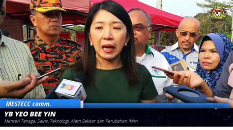 Damansara utama state assemblyperson yeo bee yin could not help but choke back tears as she announced her decision to. 16.08.2018 - Lawatan YB Yeo Bee Yin ke Kawasan Kebakaran ...