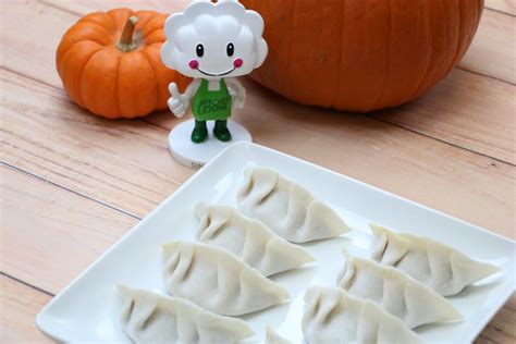 In this section of my ultimate dumpling guide, you will learn to master. Shanghai Style Dumpling Wrappers - Wrappers - Products ...