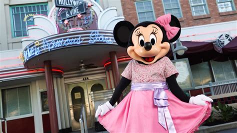 Swing Into Spring With New Dining Options From Minnie Mouse And Friends