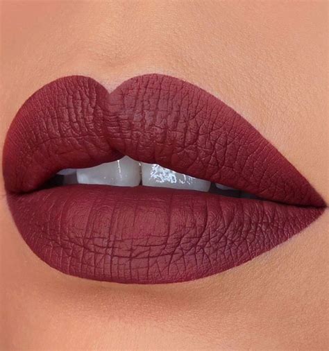 Perfect Lip Makeup Ideas Rose And Gold Glitter Lips