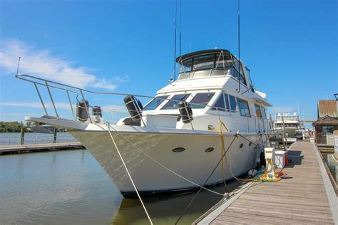 Viking 63 Motor Yacht In United States For Sale 11174888