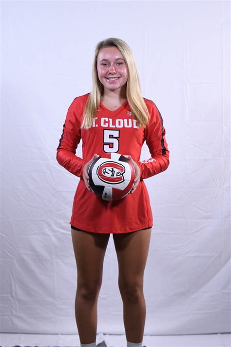 2021 Volleyball Media Day Stcloudstate