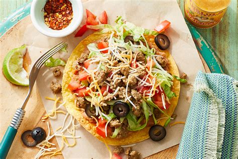 Meatless Mexican Tostada | Hungry Girl