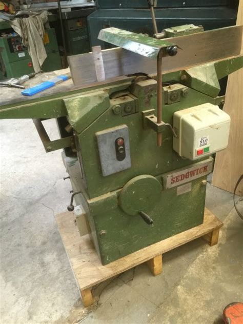 In this section, we are going to talk about 7 best jointer it has a very powerful machine that can deal with the hardest wood without any stress on the machine. Sedgwick 12 x 9 Planer Thicknesser - W.S.Woodmachinery