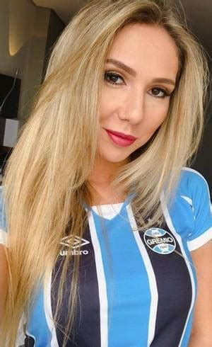 Log in or sign up to leave a comment log in sign up. Carol Portaluppi comemora vitória do Grêmio aos gritos no ...