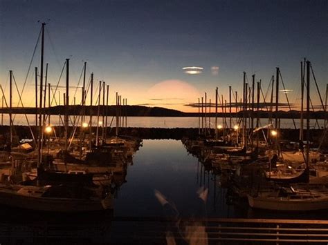 Maybe you would like to learn more about one of these? Fotos de Des Moines - Imágenes de Des Moines, WA - TripAdvisor