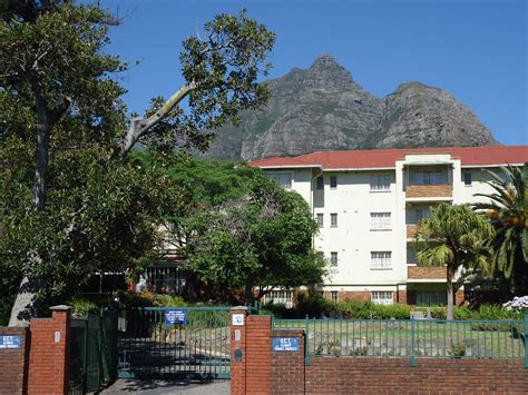 The main campus occupies a beautiful site on the slopes of table mountain. Glenres / Glendower - UCT Student Residence | Glenres ...