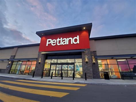 The New Petland Looks Like Its Almost Ready To Open Fortsaskatchewan