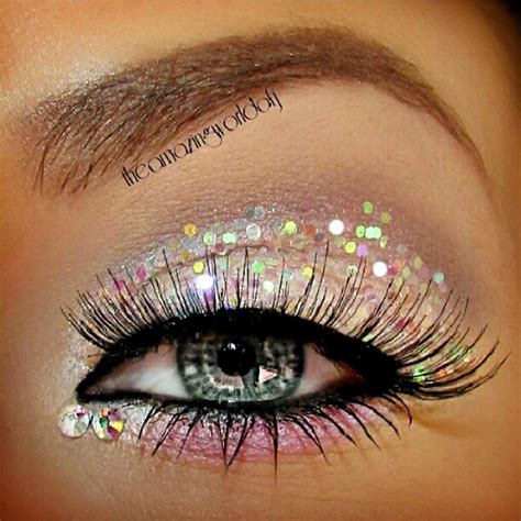 Festive Eyes Makeup For New Years Eve Party And More Stylefrizz