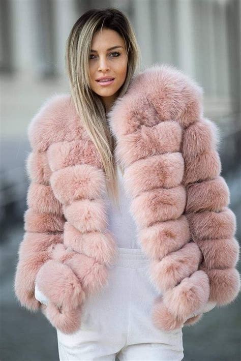 Pin By Jack Daszkiewicz On Blue Fox Fur Pink Fur Coat Girls Fur Fur