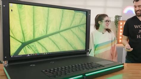 This Is The Largest Laptop In The World