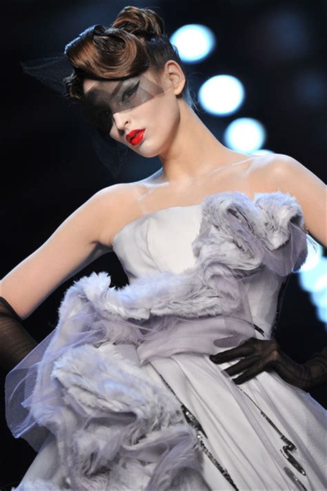 Christian Dior Ss 2011 Haute Couture Makeup Overview