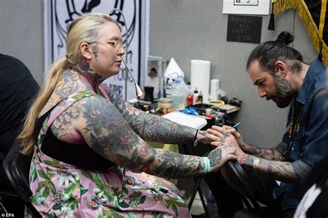 World’s Greatest Tattoo Artists Show Off Amazing Body Art Skills At Massive Convention In London