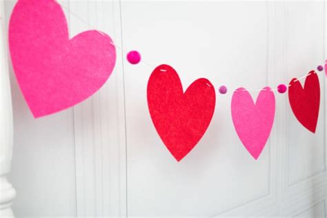 20 Valentines Day Crafts And Projects • Refashionably Late