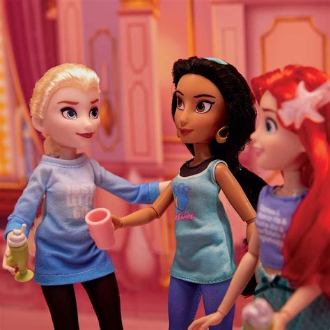 Hasbro Debuts Ralph Breaks The Internet Princess Doll