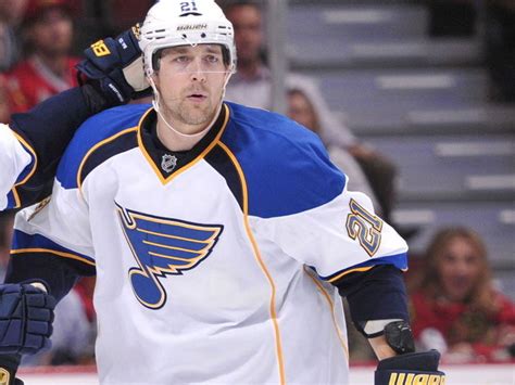 Berglund wasted little time establishing himself as a productive nhl player. VIDEO: Blues' Patrik Berglund winds up, falls on face | theScore.com