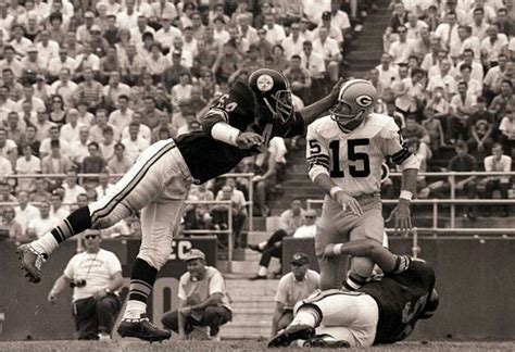 Pin By Rick On Vintage Nfl Bart Starr Nfl Football Teams Nfl