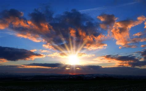 4k Sunrises And Sunsets Sky Clouds Sun Rays Of Light Hd Wallpaper