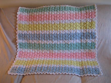 20 Easy Crochet Baby Blankets