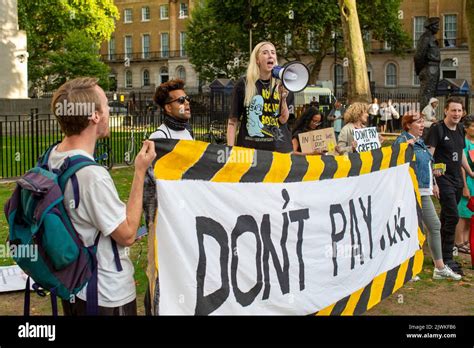 london uk 5 sep 2022 “don t pay uk” protest outside downing street movement against the