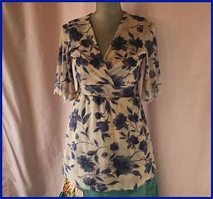 Sweet Pea By Frati Blouse Size L Floral Blue Maternity Short