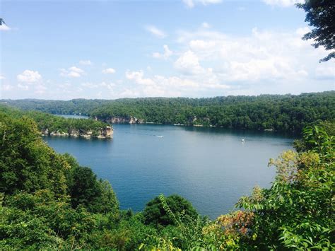 11 Best Summer Day Trips To Take In West Virginia Summersville Lake