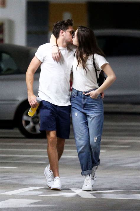 Niall Horan Hailee Steinfeld Confirm Their Relationship With Pda