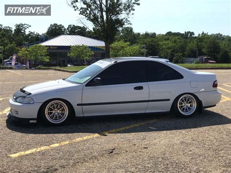 1995 Honda Civic Lx With 15x85 Chikara Rs10 And Toyo Tires 195x45 On