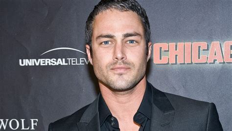 Actor Taylor Kinney Heats Up Chicago Fire