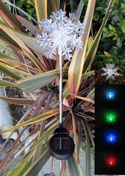 2 Pack Solar Powered Snowflakes 3d Garden Yard Stake Pathway Lawn Led