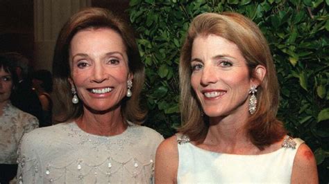 Lee Radziwill Society Grande Dame And Sister Of Jacqueline Kennedy Onassis Dies At 85 Los