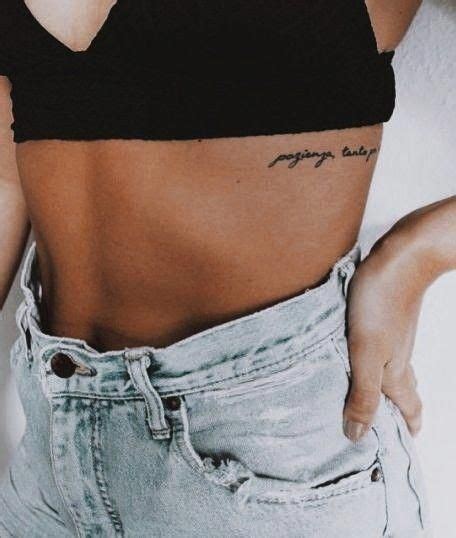 However, it is an equally beautiful place to flaunt any type of tattoo you want. Tattoo For Women On Side On Ribs Small Fonts 26 Ideas | Tatuajes íntimos