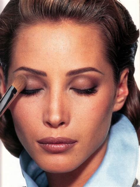 Christy Turlington 90s Makeup 1990s Makeup 90s Makeup Look