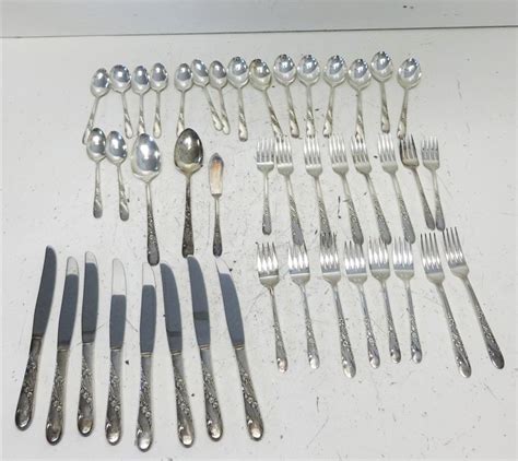 Oneida Community Tudor Plate Silver Plated Dinnerware Flatware