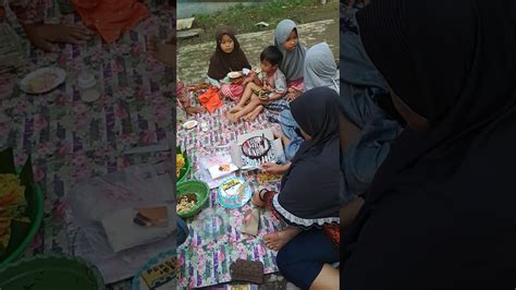 Acara ulang tahun... 😀 - YouTube