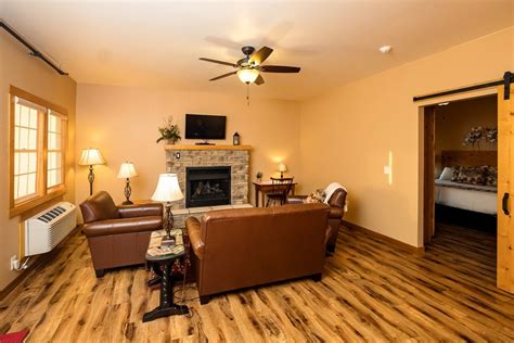*all cabins based on 2 people. Winery Suites — Patoka Lake Marina & Lodging