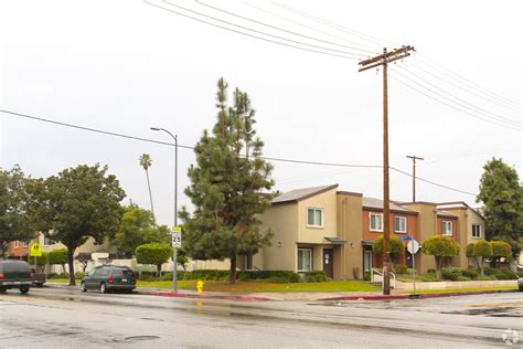 Jefferson Townhomes Apartments In Los Angeles Ca