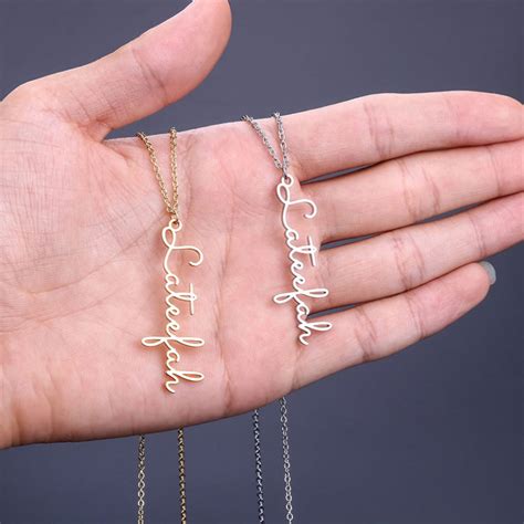 Personalized Vertical Name Necklace Custom Memorial Gold Choker